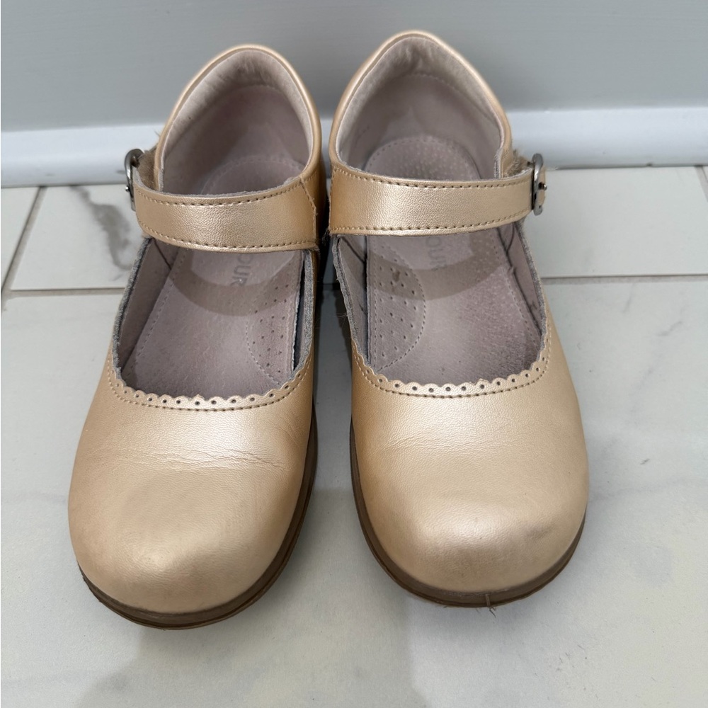 L'Amour Cream Dress Shoes for Kids